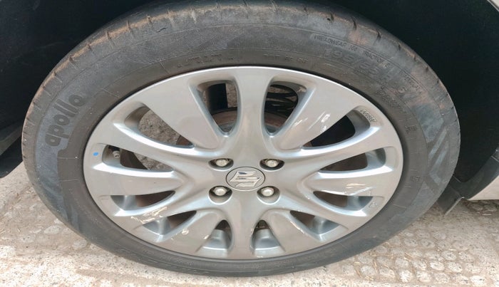 2017 Maruti Baleno ALPHA PETROL 1.2, Petrol, Manual, 35,385 km, tyre