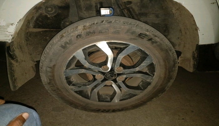 2015 Renault Duster 85 PS RXE DIESEL, Diesel, Manual, 65,280 km, tyre