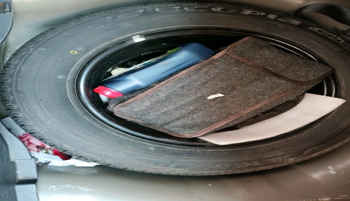 2020 Hyundai NEW I20 ASTA 1.2 MT, Petrol, Manual, 53,046 km, tyre