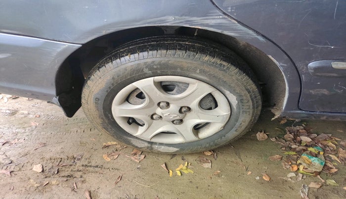 2011 Hyundai Accent GLE, Petrol, Manual, 62,755 km, tyre