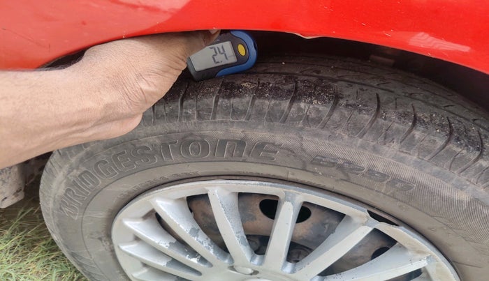 2012 Volkswagen Polo TRENDLINE 1.2L DIESEL, Diesel, Manual, 1,53,905 km, tyre