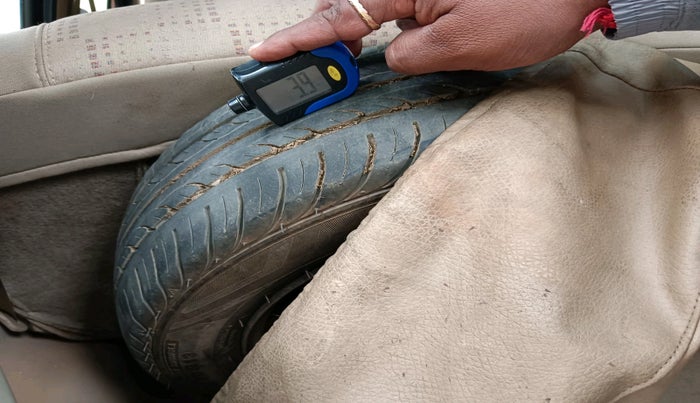 2010 Chevrolet Spark PS 1.0 LPG, Petrol, Manual, 90,719 km, tyre