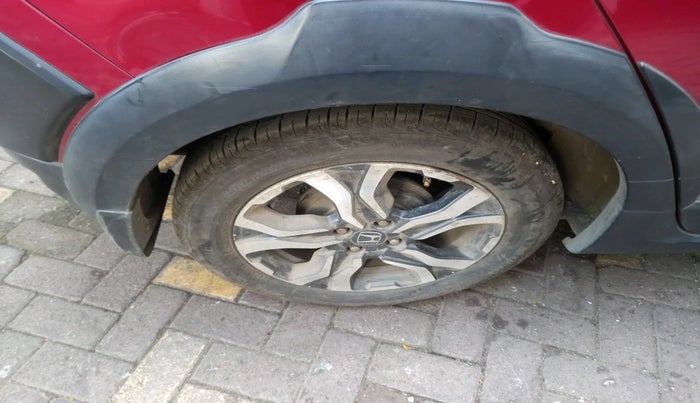 2018 Honda WR-V 1.5L I-DTEC VX MT, Diesel, Manual, 1,30,277 km, tyre