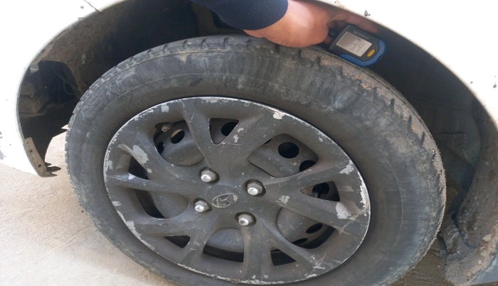 2018 Hyundai Grand i10 MAGNA U2 1.2 CRDI, Diesel, Manual, 1,08,386 km, tyre