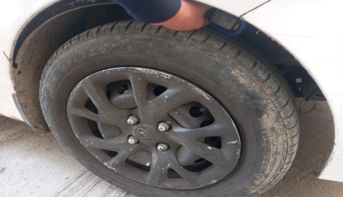 2018 Hyundai Grand i10 MAGNA U2 1.2 CRDI, Diesel, Manual, 1,08,386 km, tyre