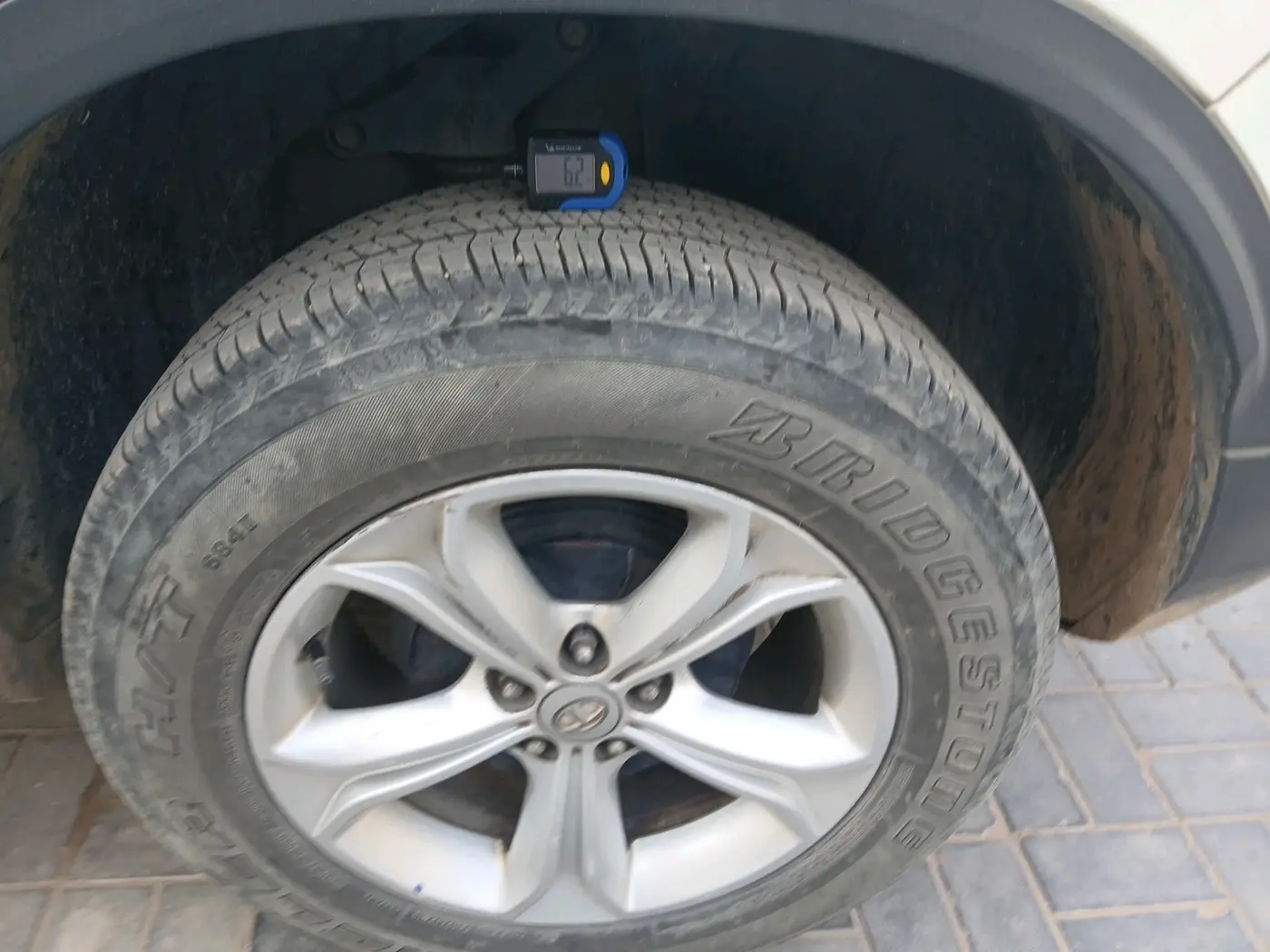 2019 Tata Harrier XZ 2.0L, Diesel, Manual, 1,03,036 km, tyre