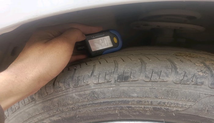 2017 Maruti Ciaz ZETA DIESEL 1.3, Diesel, Manual, 1,80,479 km, tyre