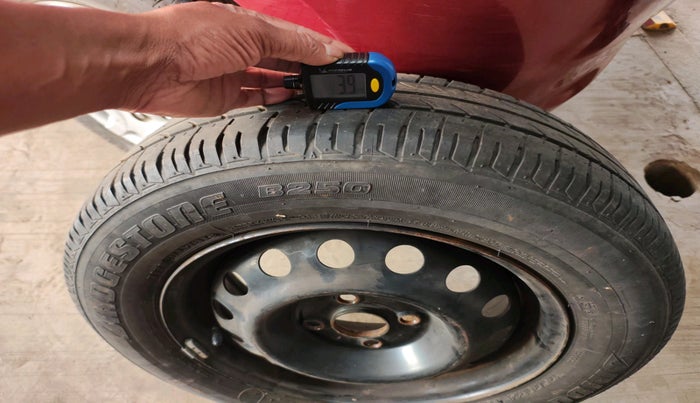 2010 Hyundai i20 MAGNA 1.2, Petrol, Manual, 76,345 km, tyre