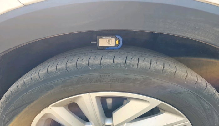 2022 Volkswagen TAIGUN HIGHLINE 1.0 TSI MT, Petrol, Manual, 83,457 km, tyre