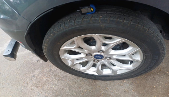 2014 Ford Ecosport TITANIUM 1.5L PETROL AT, Petrol, Automatic, 74,433 km, tyre