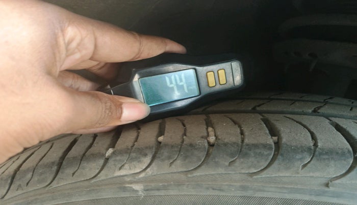 2022 KIA SELTOS HTK PLUS 1.5, Petrol, Manual, 47,210 km, tyre