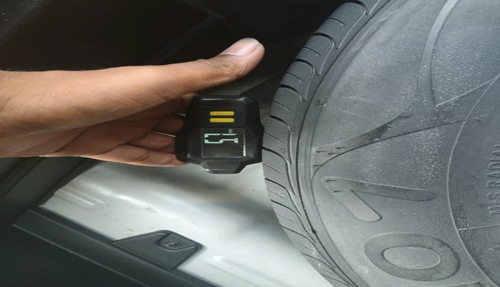 2022 KIA SELTOS HTK PLUS 1.5, Petrol, Manual, 47,210 km, tyre