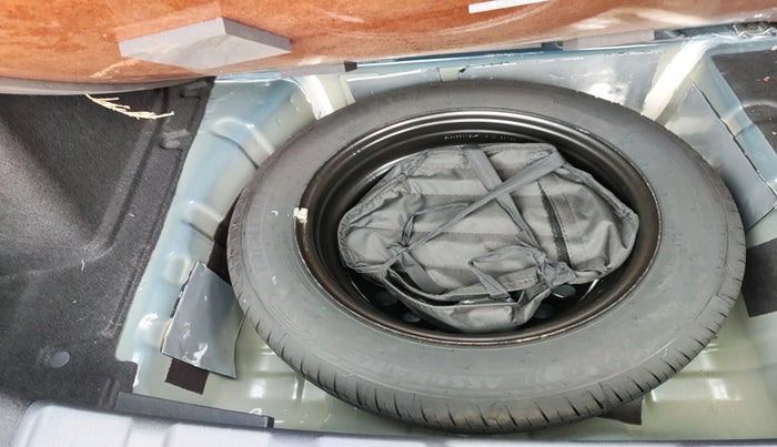 2025 Tata NEXON CREATIVE + SUNROOF 1.5 DIESEL, Diesel, Manual, 8,418 km, tyre