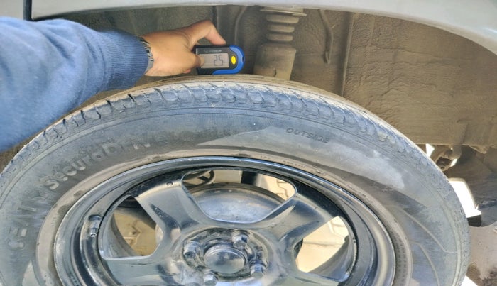 2021 Renault Kiger RXT MT, Petrol, Manual, 65,469 km, tyre