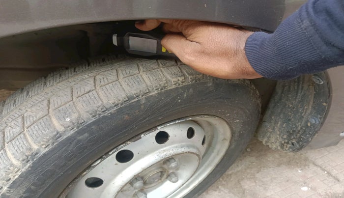 2012 Maruti Wagon R 1.0 LXI, Petrol, Manual, 45,156 km, tyre