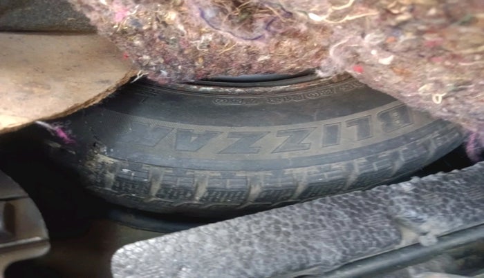 2012 Maruti Wagon R 1.0 LXI, Petrol, Manual, 45,156 km, tyre