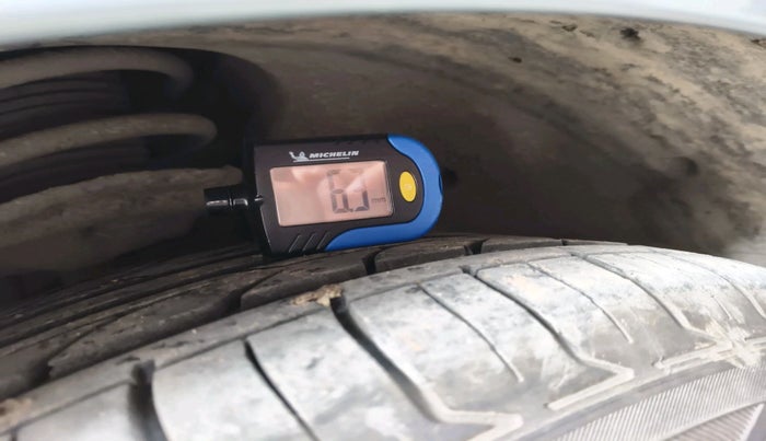 2019 Skoda Superb L&K 1.8 TSI AT, Petrol, Automatic, 50,691 km, tyre