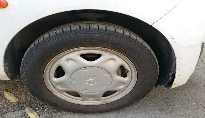 2013 Chevrolet Beat LS DIESEL, Diesel, Manual, 2,50,363 km, tyre