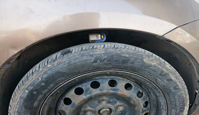 2013 Maruti Ertiga VDI, Diesel, Manual, 1,17,747 km, tyre