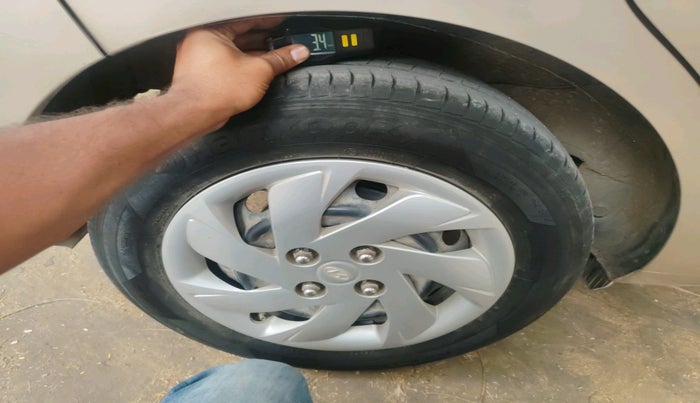 2019 Hyundai NEW SANTRO SPORTZ AMT, Petrol, Automatic, 24,729 km, tyre