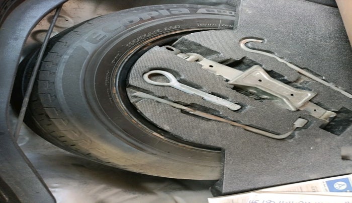 2017 Honda WR-V 1.2L I-VTEC VX MT, Petrol, Manual, 1,10,339 km, tyre