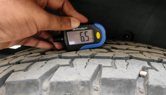 2024 Mahindra Thar LX HT PETROL 4WD MT, Petrol, Manual, 15,631 km, tyre