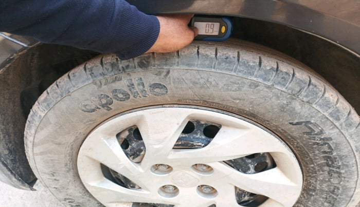 2015 Honda Amaze 1.2L I-VTEC E, Petrol, Manual, 66,057 km, tyre