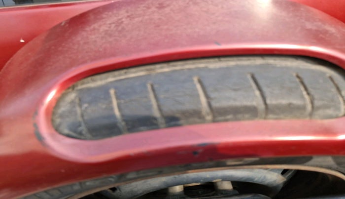 2013 Mahindra Quanto C6, Diesel, Manual, 1,00,175 km, tyre