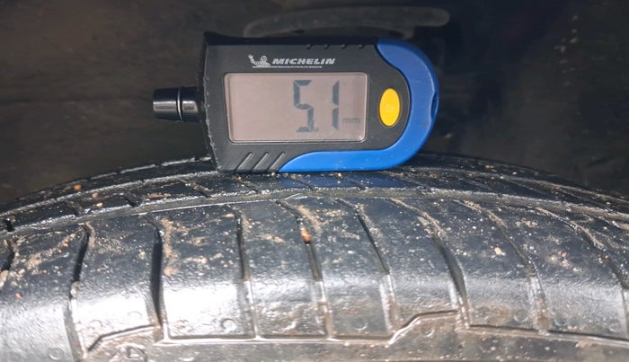 2010 Maruti Alto K10 LXI, Petrol, Manual, 39,658 km, tyre