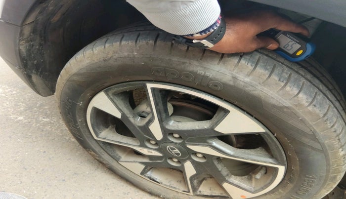 2024 Tata PUNCH CREATIVE  AMT, Petrol, Automatic, 3,117 km, tyre