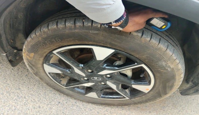 2024 Tata PUNCH CREATIVE  AMT, Petrol, Automatic, 3,117 km, tyre