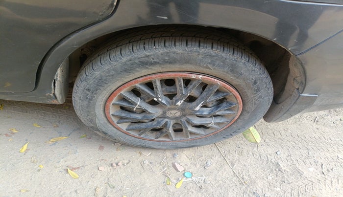 2018 Maruti Ertiga VXI CNG, Petrol, Manual, 71,524 km, tyre