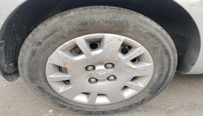 2012 Hyundai i20 MAGNA 1.2, Petrol, Manual, 18,696 km, tyre