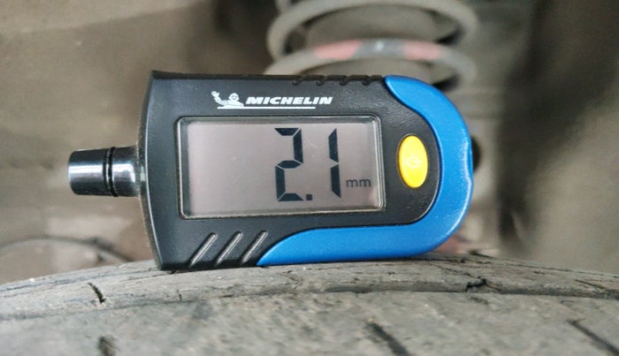 2021 Maruti Alto LXI, Petrol, Manual, 53,416 km, tyre