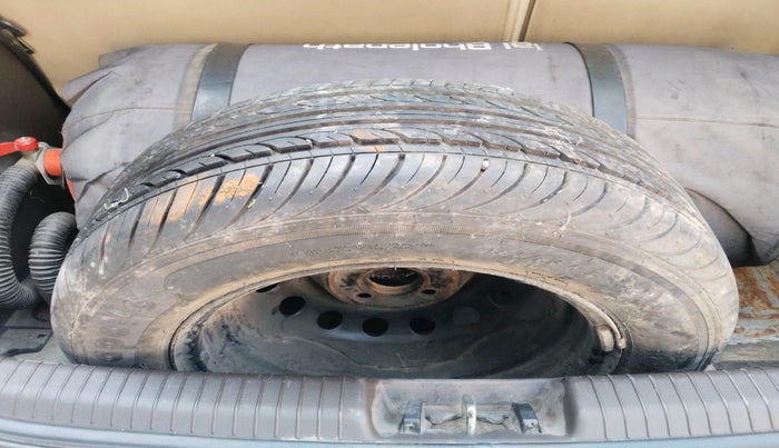 2012 Hyundai i20 SPORTZ 1.2, Petrol, Manual, 1,94,751 km, tyre