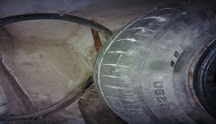 2015 Maruti Ciaz VXI, Petrol, Manual, 88,860 km, tyre