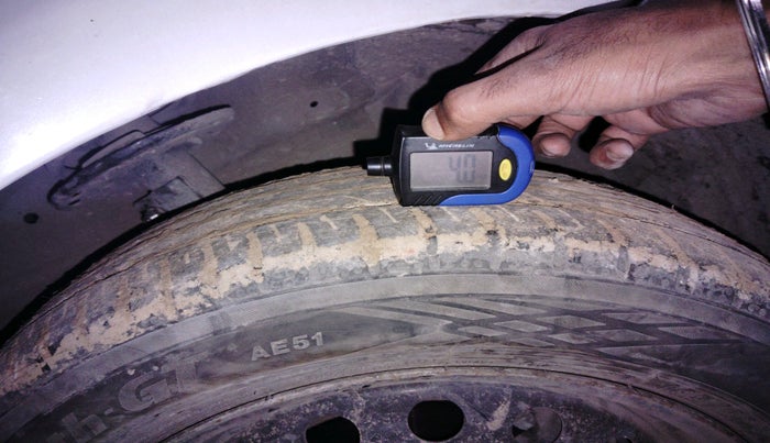 2015 Maruti Ciaz VXI, Petrol, Manual, 88,860 km, tyre