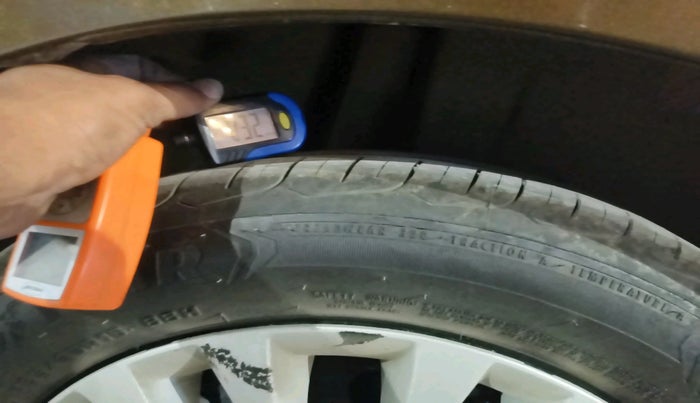 2018 Maruti Ciaz DELTA DIESEL 1.3, Diesel, Manual, 37,417 km, tyre