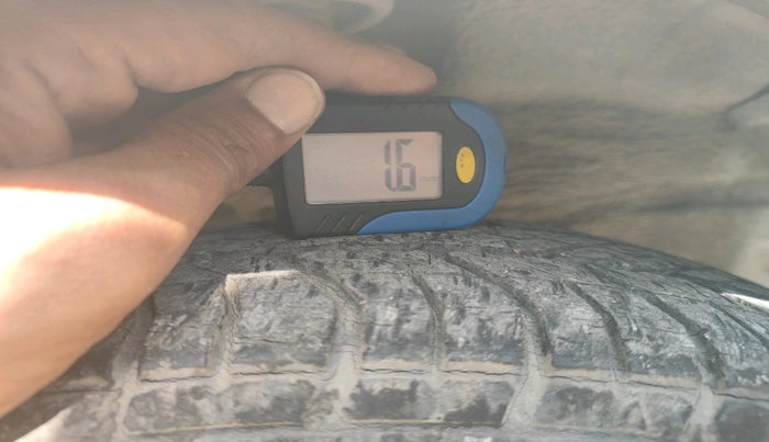 2011 Hyundai Santro Xing GL PLUS, Petrol, Manual, 89,071 km, tyre