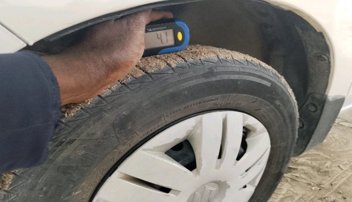 2019 Maruti Alto VXI, Petrol, Manual, 26,511 km, tyre