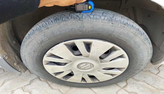 2014 Maruti Swift VDI, Diesel, Manual, 1,08,949 km, tyre