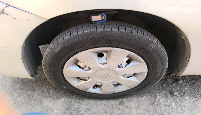 2014 Maruti Wagon R 1.0 LXI CNG, Petrol, Manual, 95,606 km, tyre