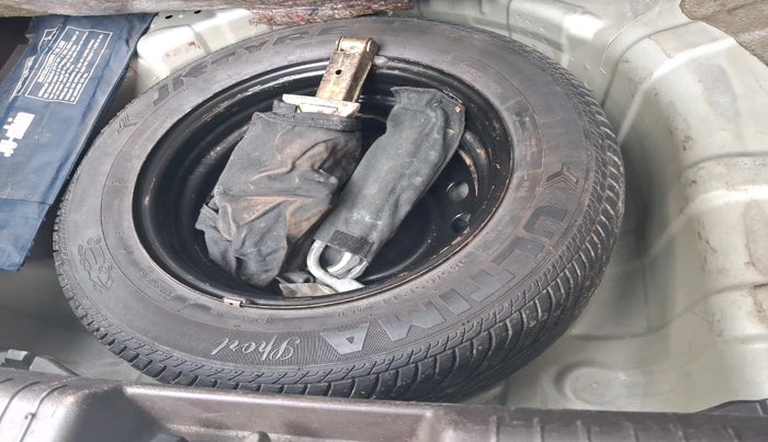 2011 Hyundai i20 ASTA 1.2, Petrol, Manual, 56,537 km, tyre