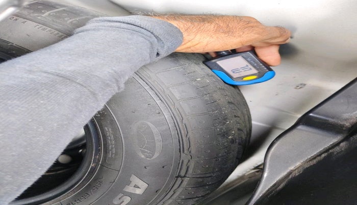 2024 Hyundai VENUE S(O) 1.2, Petrol, Manual, 6,455 km, tyre