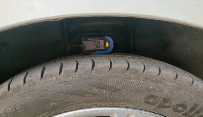 2018 Tata Tiago XZ PETROL, Petrol, Manual, 50,990 km, tyre