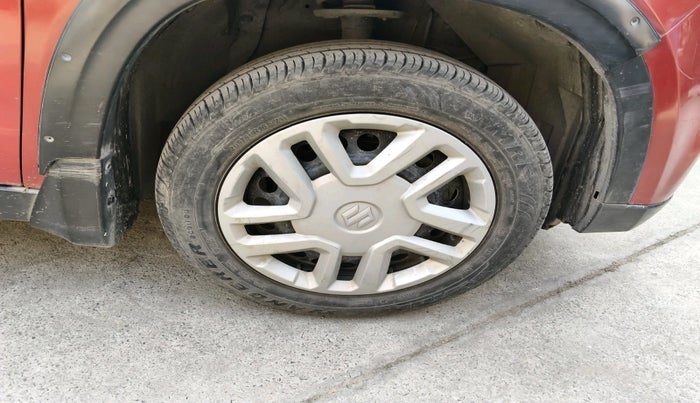 2016 Maruti Vitara Brezza VDI (O), Diesel, Manual, 1,41,705 km, tyre