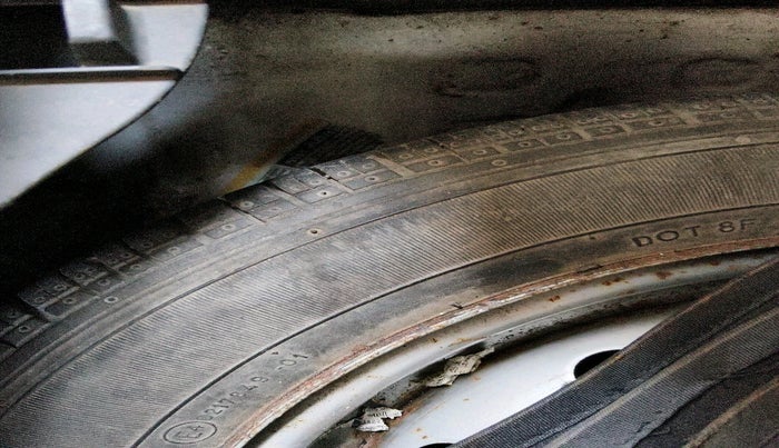 2011 Maruti Wagon R 1.0 LXI, Petrol, Manual, 1,20,658 km, tyre