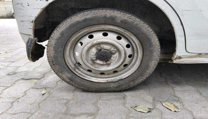 2011 Maruti Wagon R 1.0 LXI, Petrol, Manual, 1,20,658 km, tyre