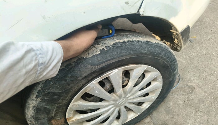 2015 Maruti Swift Dzire VXI, Petrol, Manual, 39,299 km, tyre