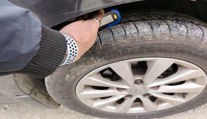 2014 Maruti Ertiga ZDI, Diesel, Manual, 1,34,796 km, tyre